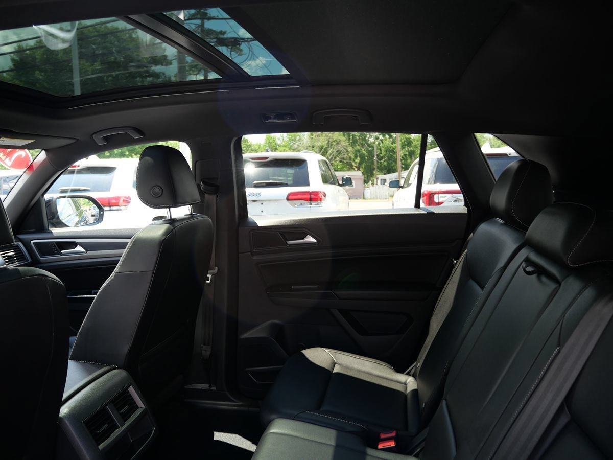 Used 2020 Volkswagen Atlas Cross Sport SE AWD/4WD image 21
