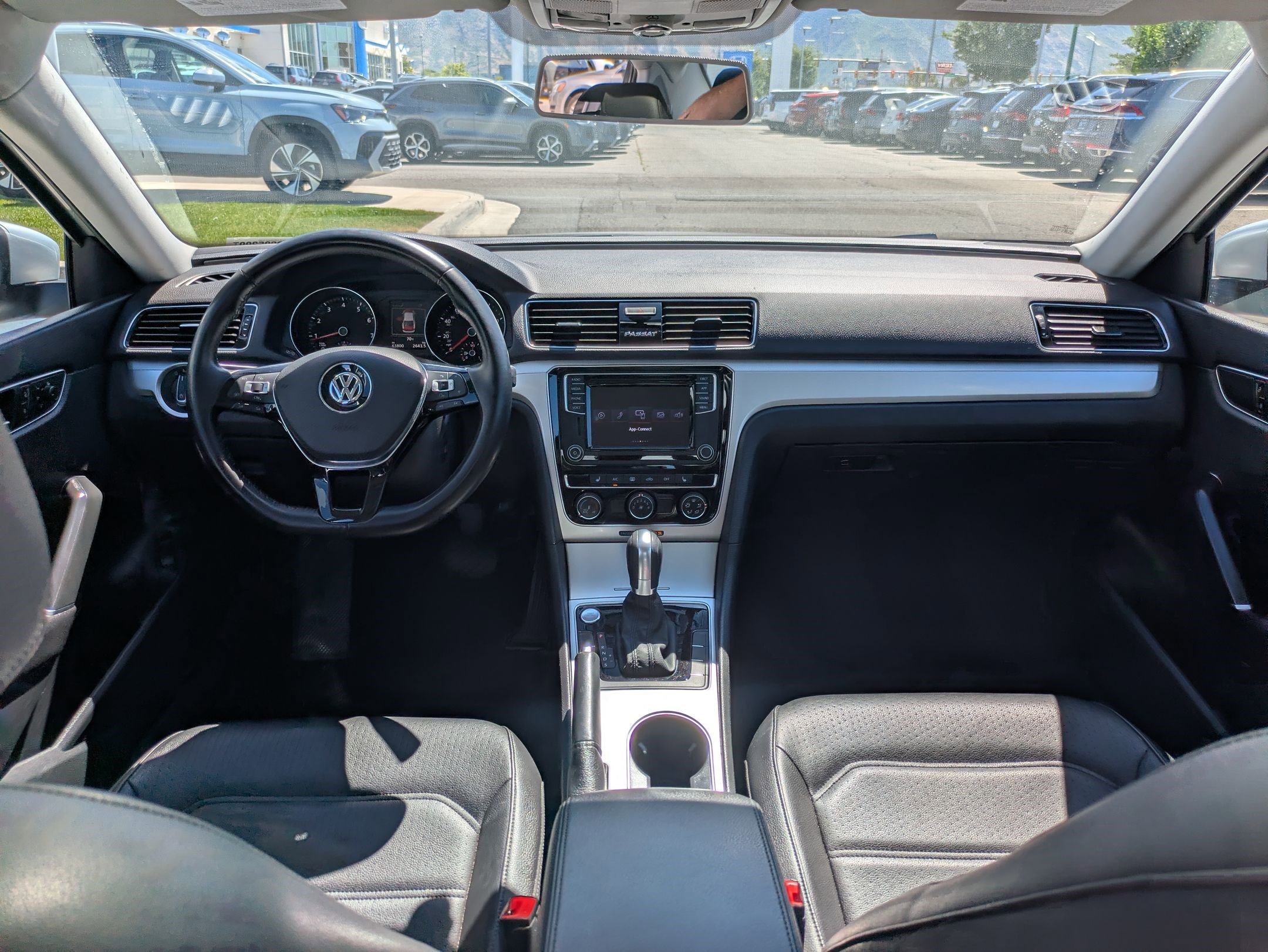 Used 2019 Volkswagen Passat 2.0T Wolfsburg FWD image 30