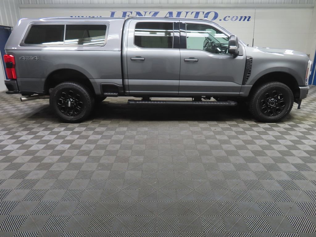 Used 2024 Ford F250 XLT w/ Black Appearance Package image 3