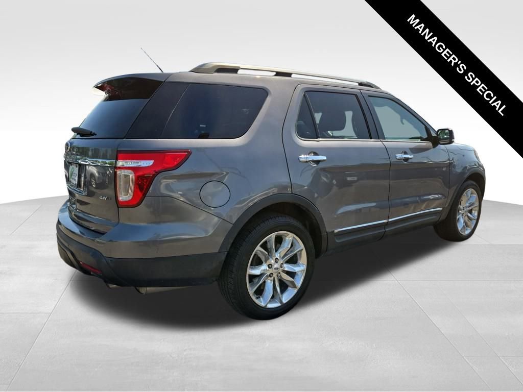 Used 2014 Ford Explorer XLT w/ Equipment Group 202A image 7