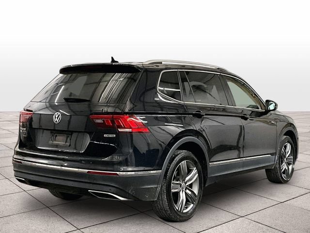 Used 2020 Volkswagen Tiguan SEL AWD/4WD image 12