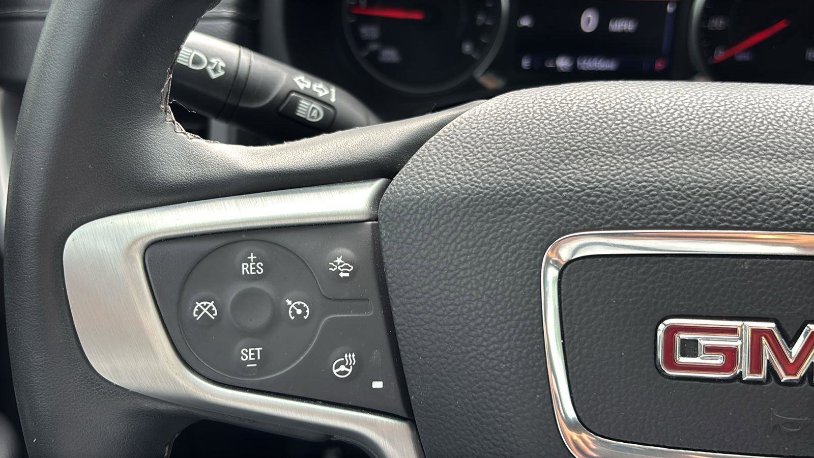Certified 2024 GMC Terrain SLT w/ Elevation Edition AWD/4WD image 25