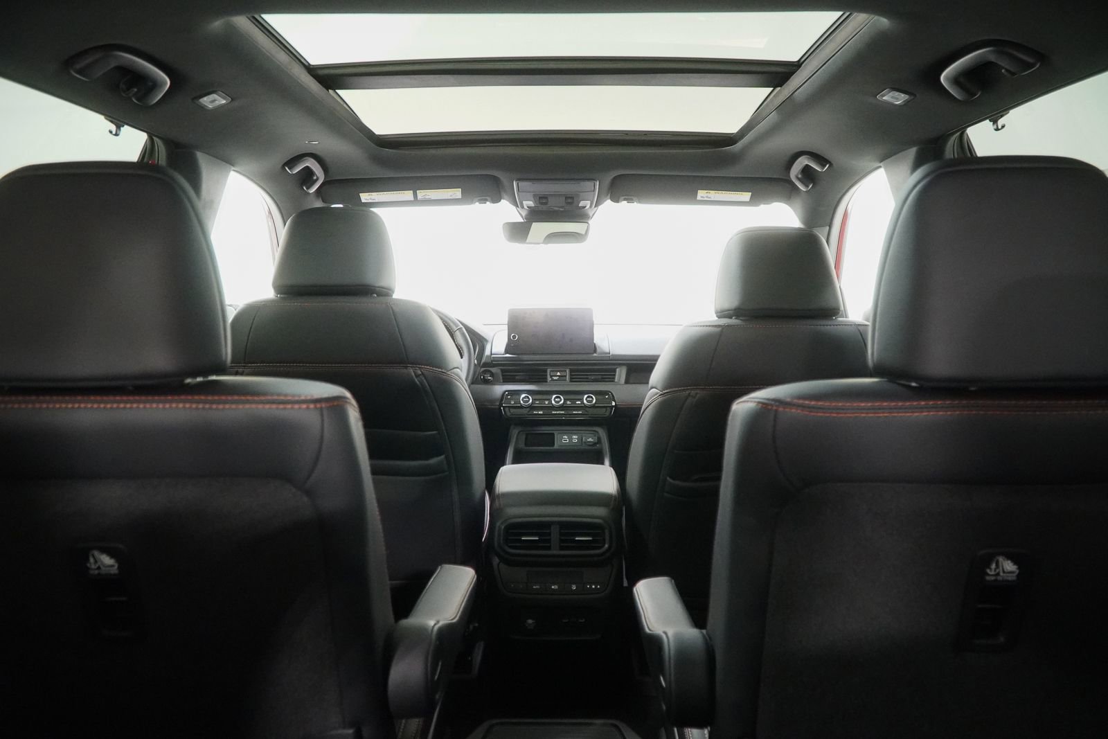 Certified 2025 Honda Pilot TrailSport image 11