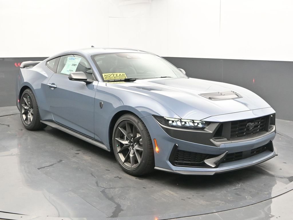 New 2025 Ford Mustang Dark Horse image 2