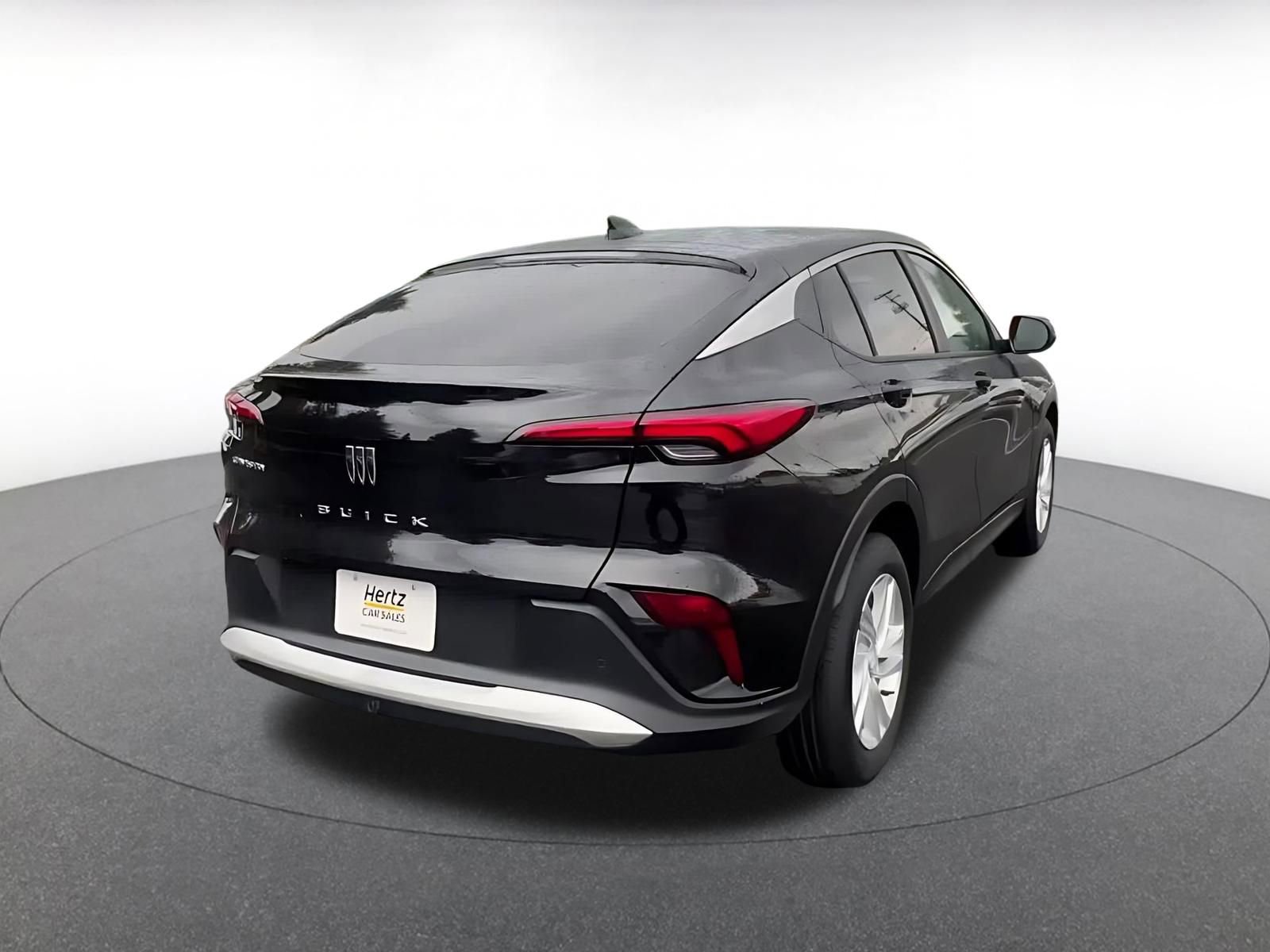 Used 2025 Buick Envista Preferred image 14