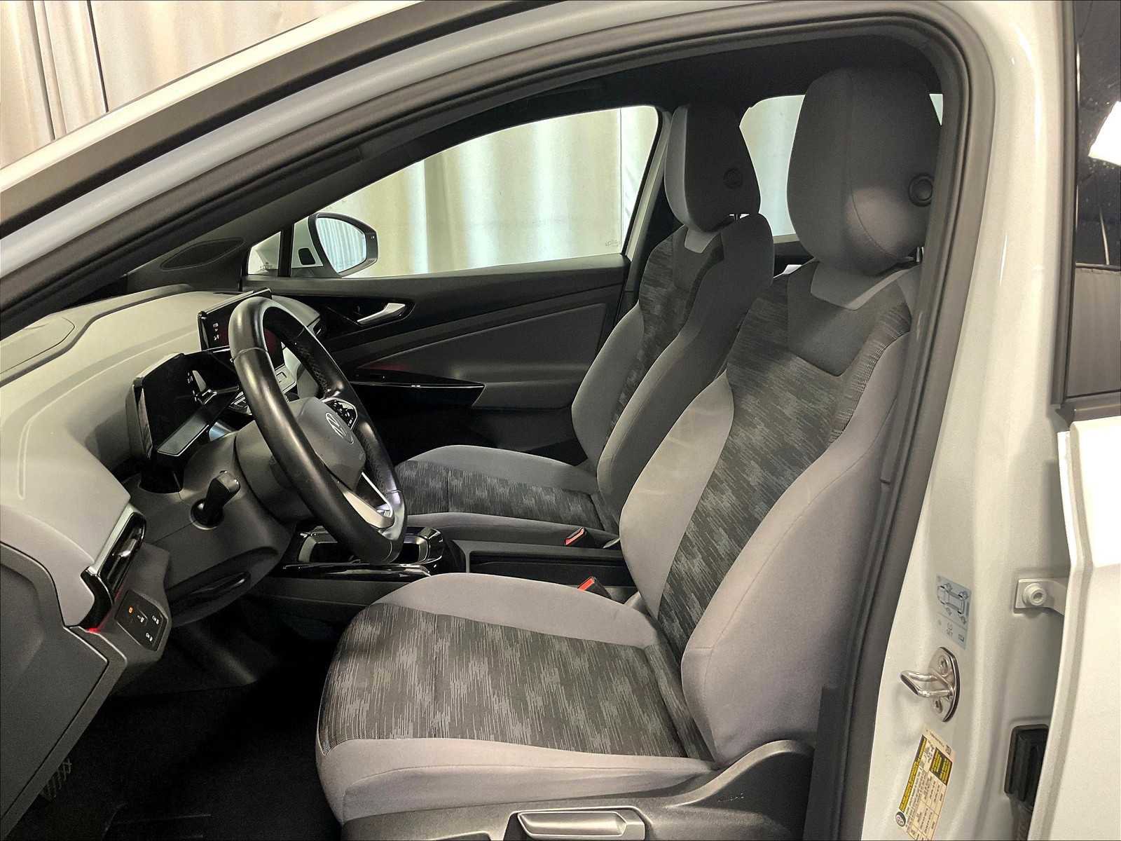 Used 2021 Volkswagen ID.4 Pro w/ ID.4 Protection Package image 10