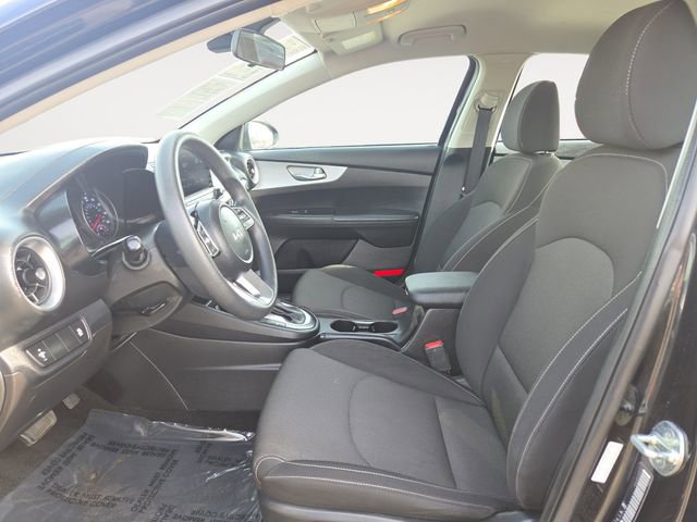 Used 2023 Kia Forte LXS image 9