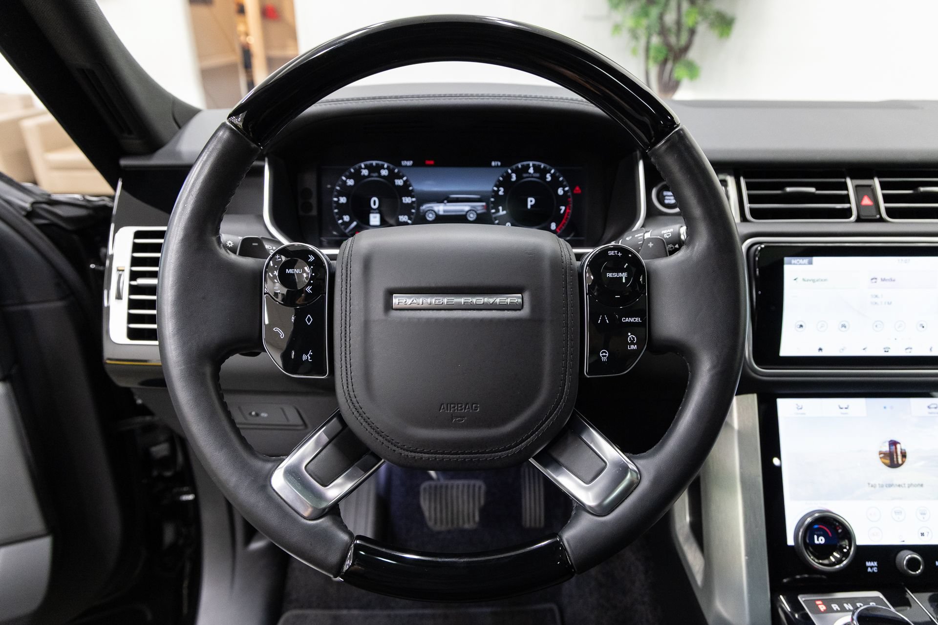 Used 2020 Land Rover Range Rover HSE AWD/4WD image 14