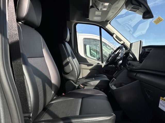 New 2026 Ford Transit 250 148 Medium Roof w/ Load Area Protection Package RWD image 22