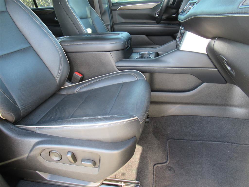 Used 2021 Chevrolet Tahoe Premier w/ Premium Package AWD/4WD image 9