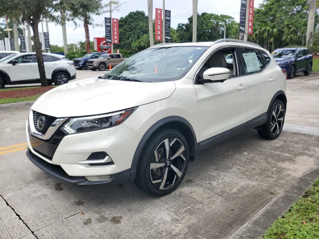 Certified 2020 Nissan Rogue Sport SL w/ Premium Package FWD image 3