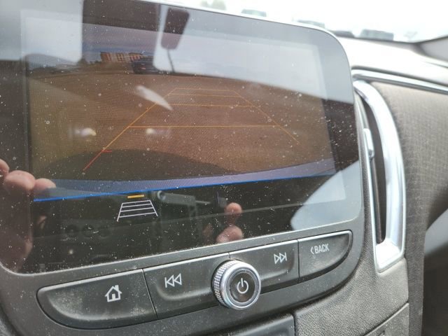 Used 2019 Chevrolet Malibu LT image 13