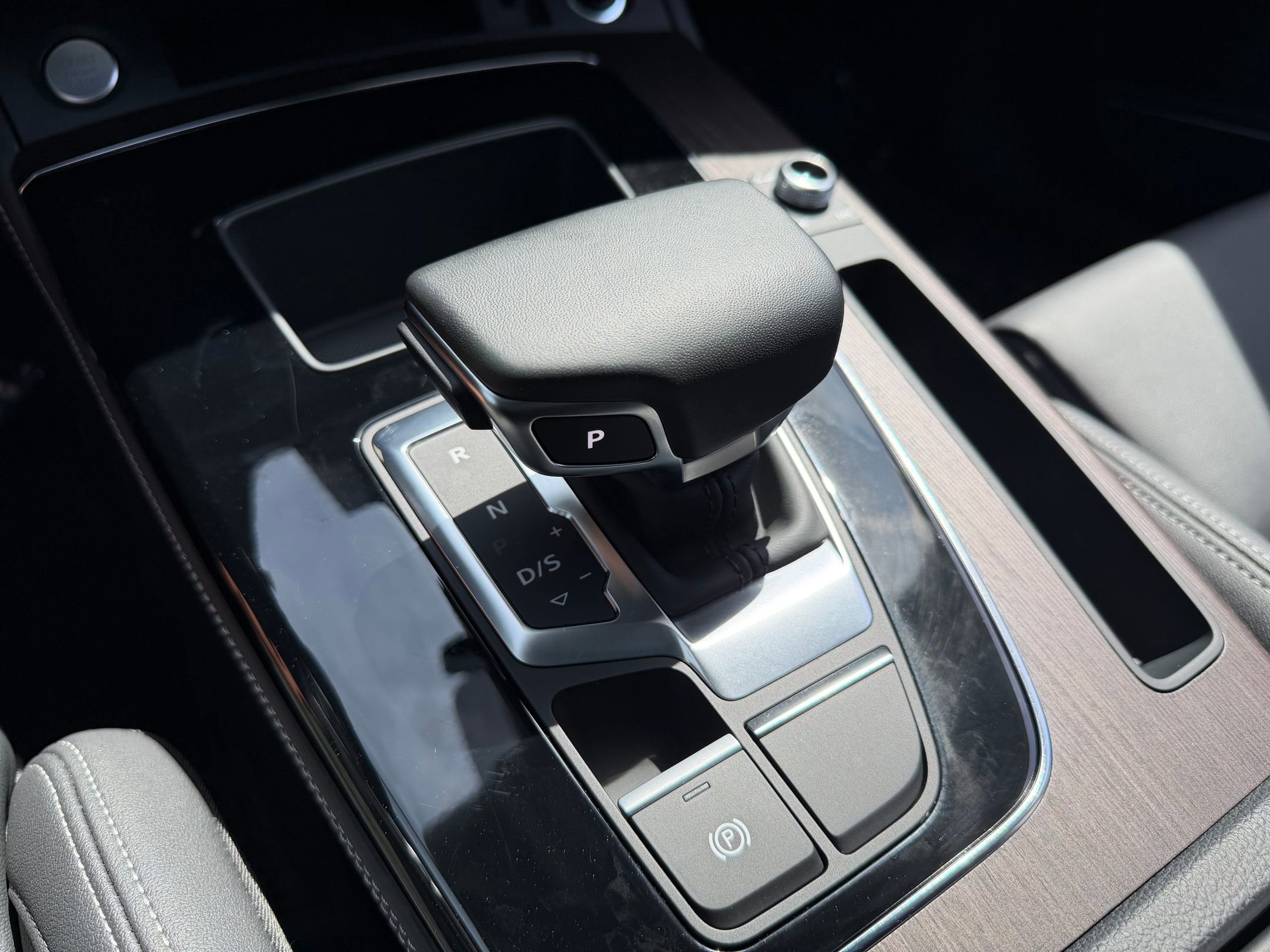 Used 2023 Audi Q5 2.0T Prestige w/ Prestige Package image 27