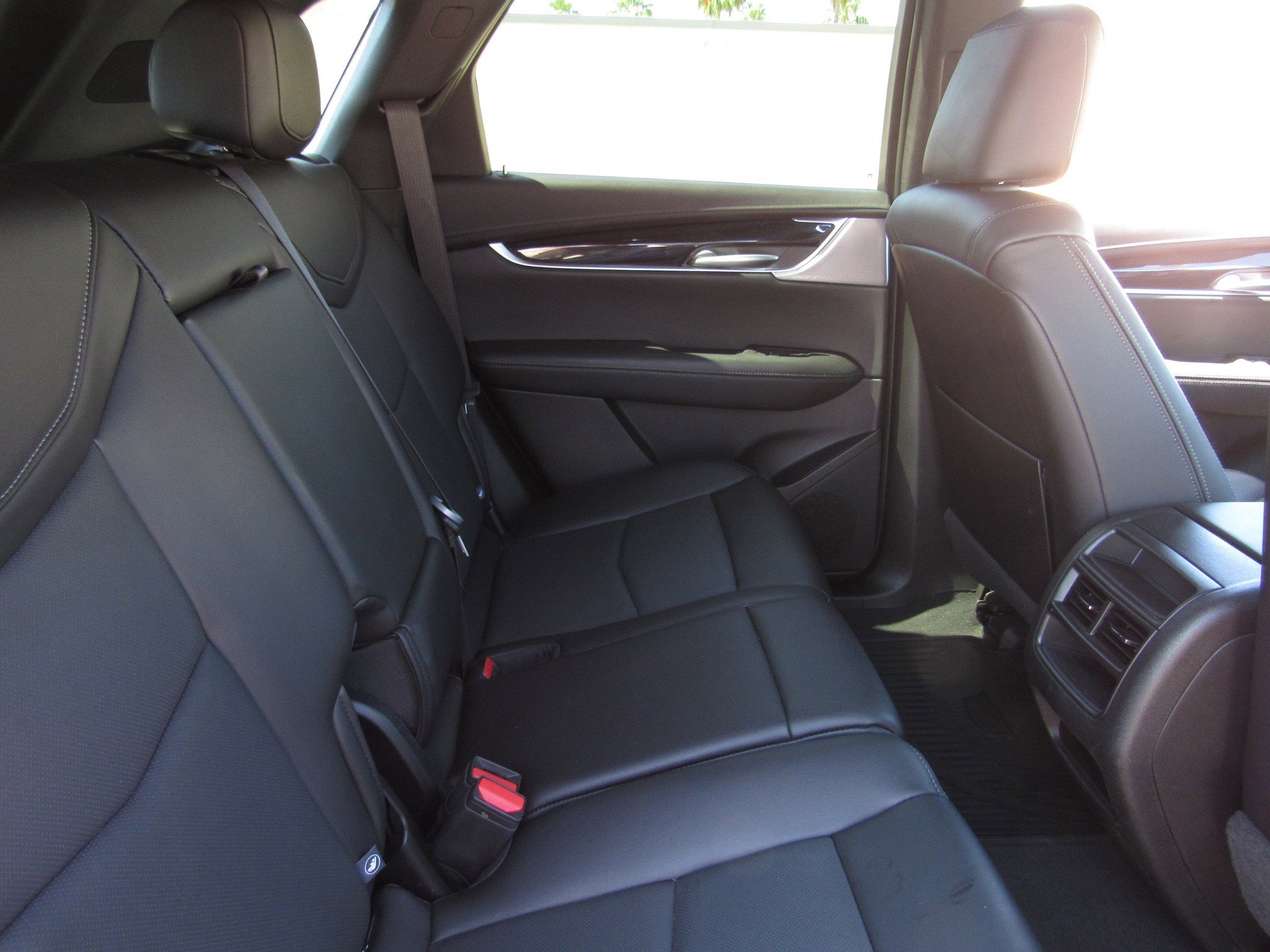 Used 2025 Cadillac XT5 Premium Luxury FWD image 12