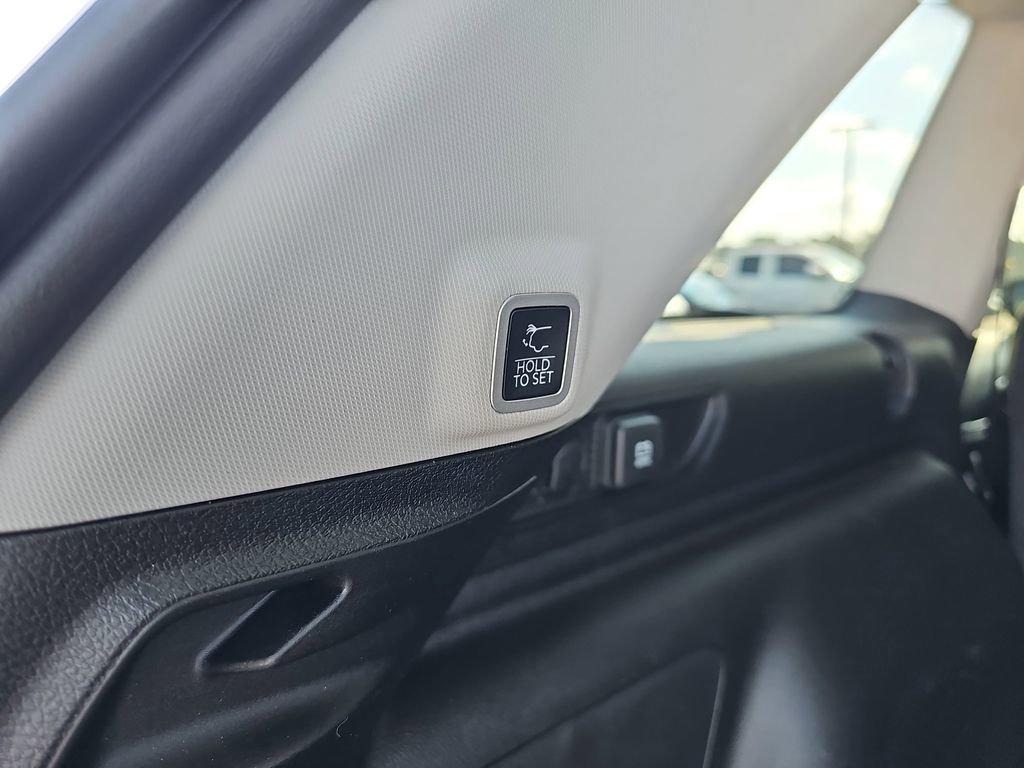 Used 2022 Jeep Grand Cherokee Limited 4xe image 17