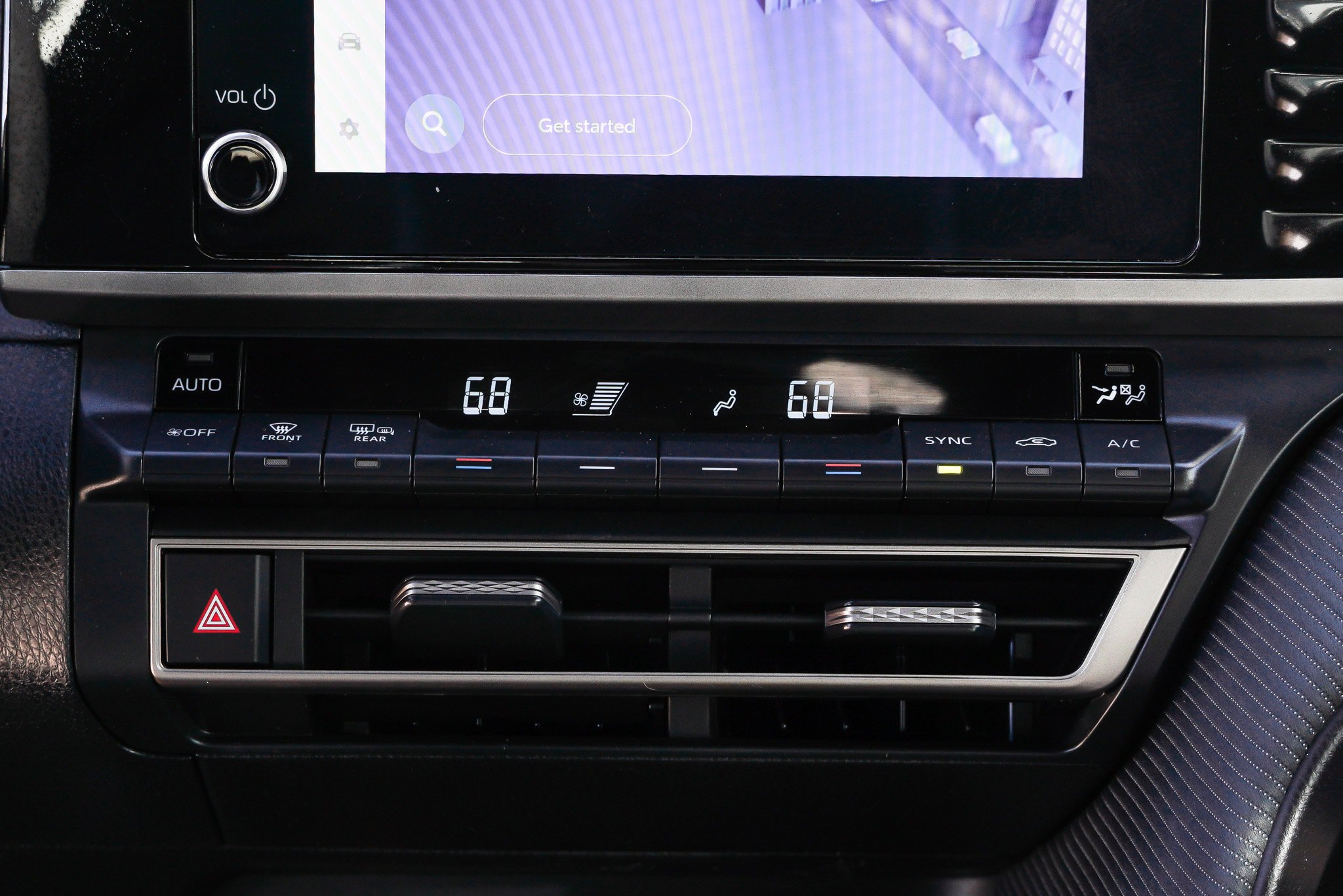 Used 2025 Toyota Camry SE FWD image 35