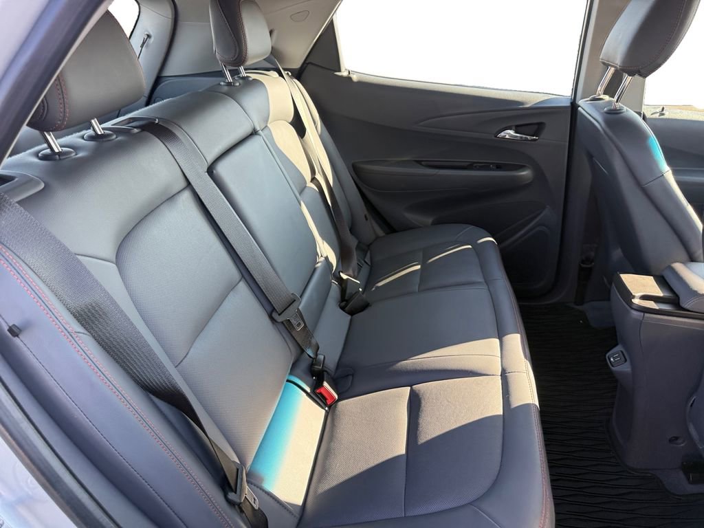 Used 2019 Chevrolet Bolt Premier w/ Infotainment Package image 18