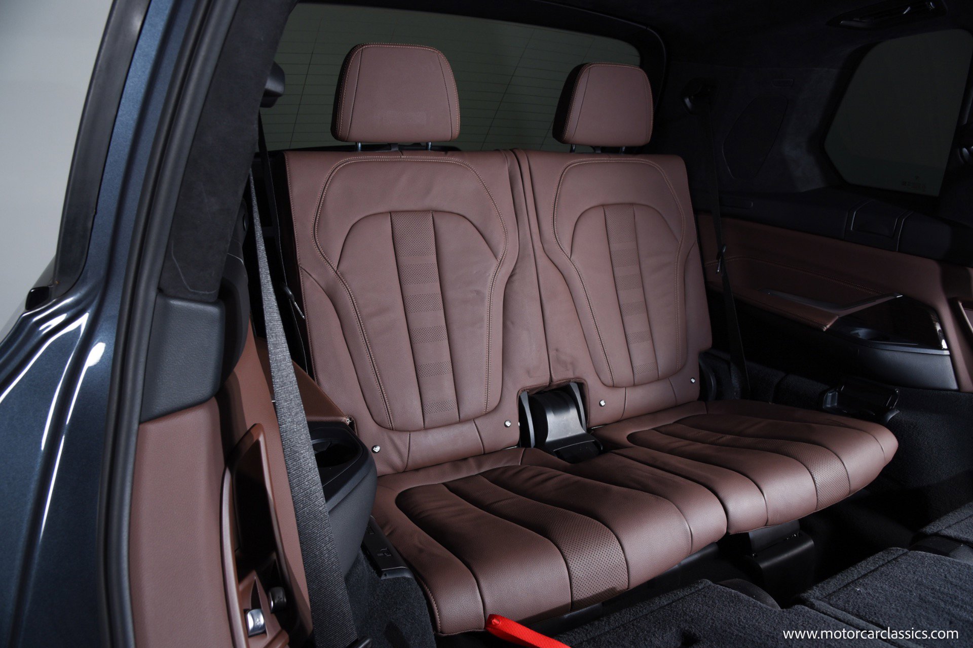 Used 2021 BMW X7 M50i image 31