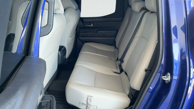 Used 2024 Toyota Tacoma Limited w/ Limited Package (LT) AWD/4WD image 21