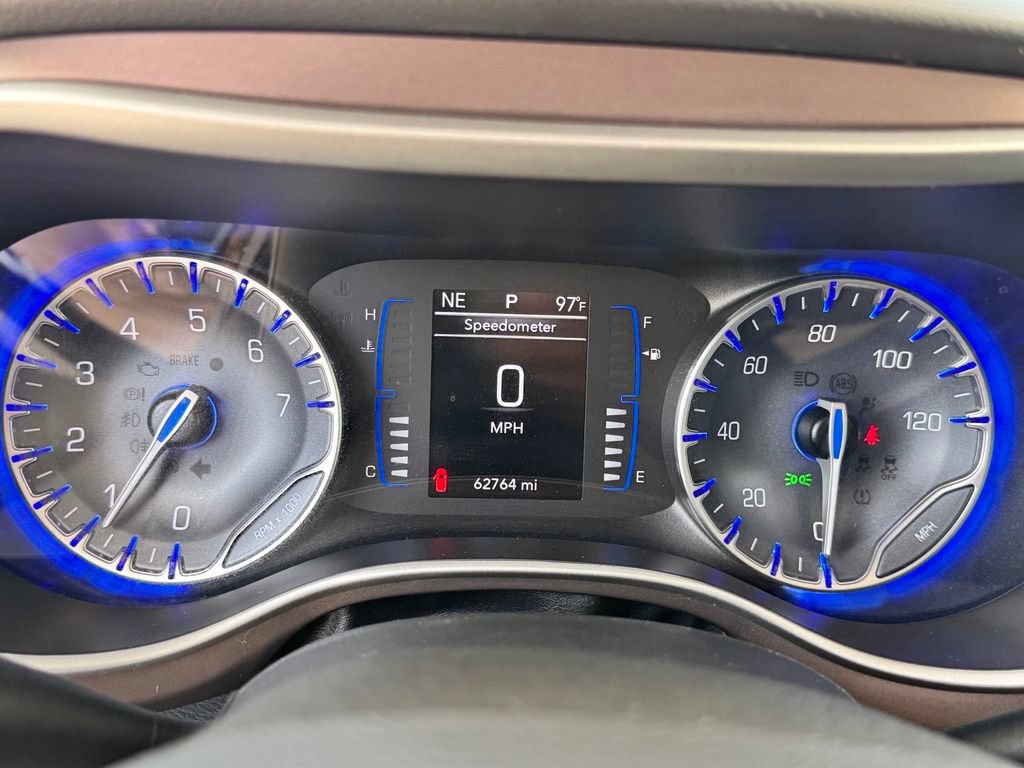 Used 2023 Chrysler Voyager LX FWD image 15