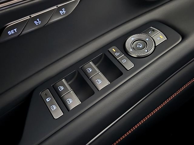 Used 2025 Genesis GV80 3.5T e-SC image 28