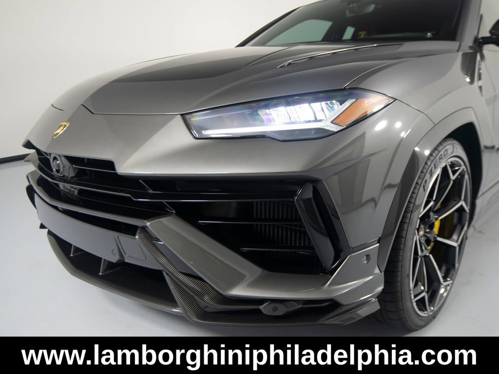 Used 2024 Lamborghini Urus Performante AWD/4WD image 41