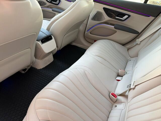 Certified 2023 Mercedes-Benz EQS 580 4MATIC Sedan image 15