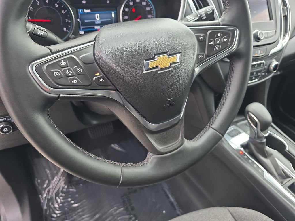 Used 2024 Chevrolet Equinox LT image 11