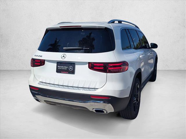 New 2026 Mercedes-Benz GLB 250 image 2