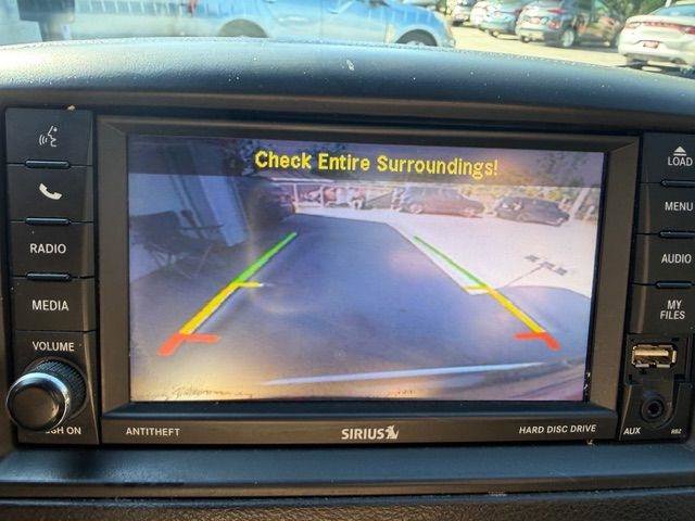 Used 2018 Dodge Grand Caravan SXT FWD image 19