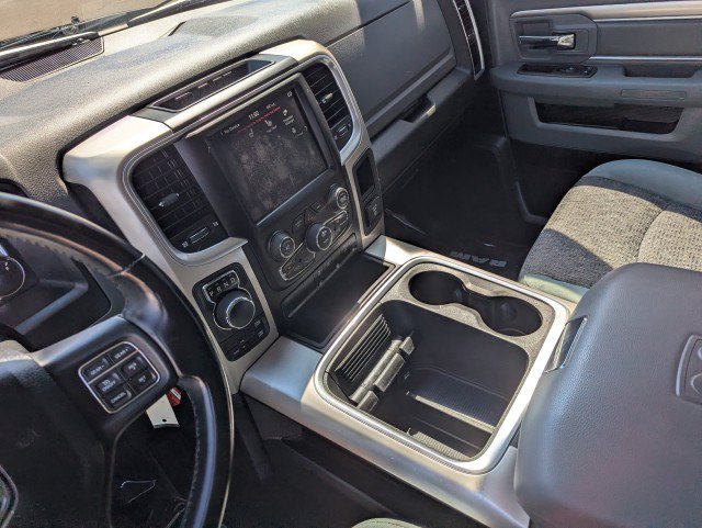 Used 2020 RAM 1500 Classic SLT w/ Luxury Group AWD/4WD image 20