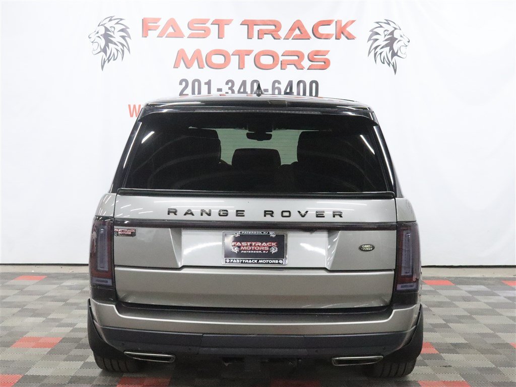 Used 2018 Land Rover Range Rover Supercharged AWD/4WD image 5