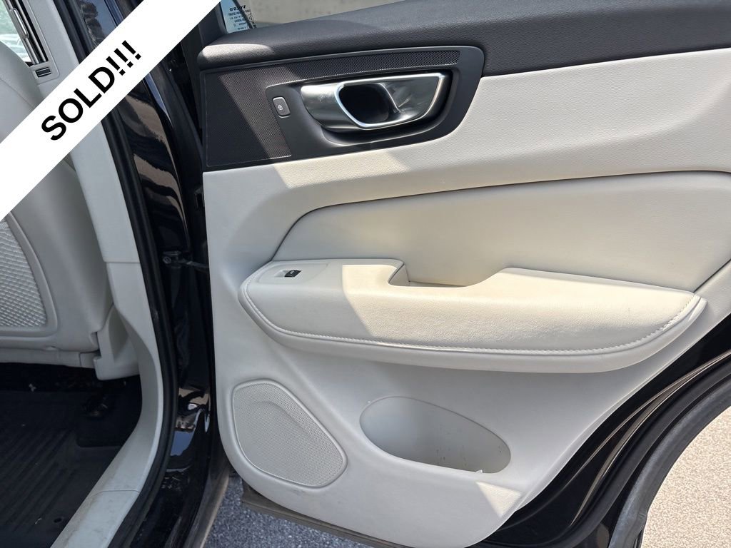 Used 2023 Volvo XC60 B5 Plus w/ Climate Package AWD/4WD image 19