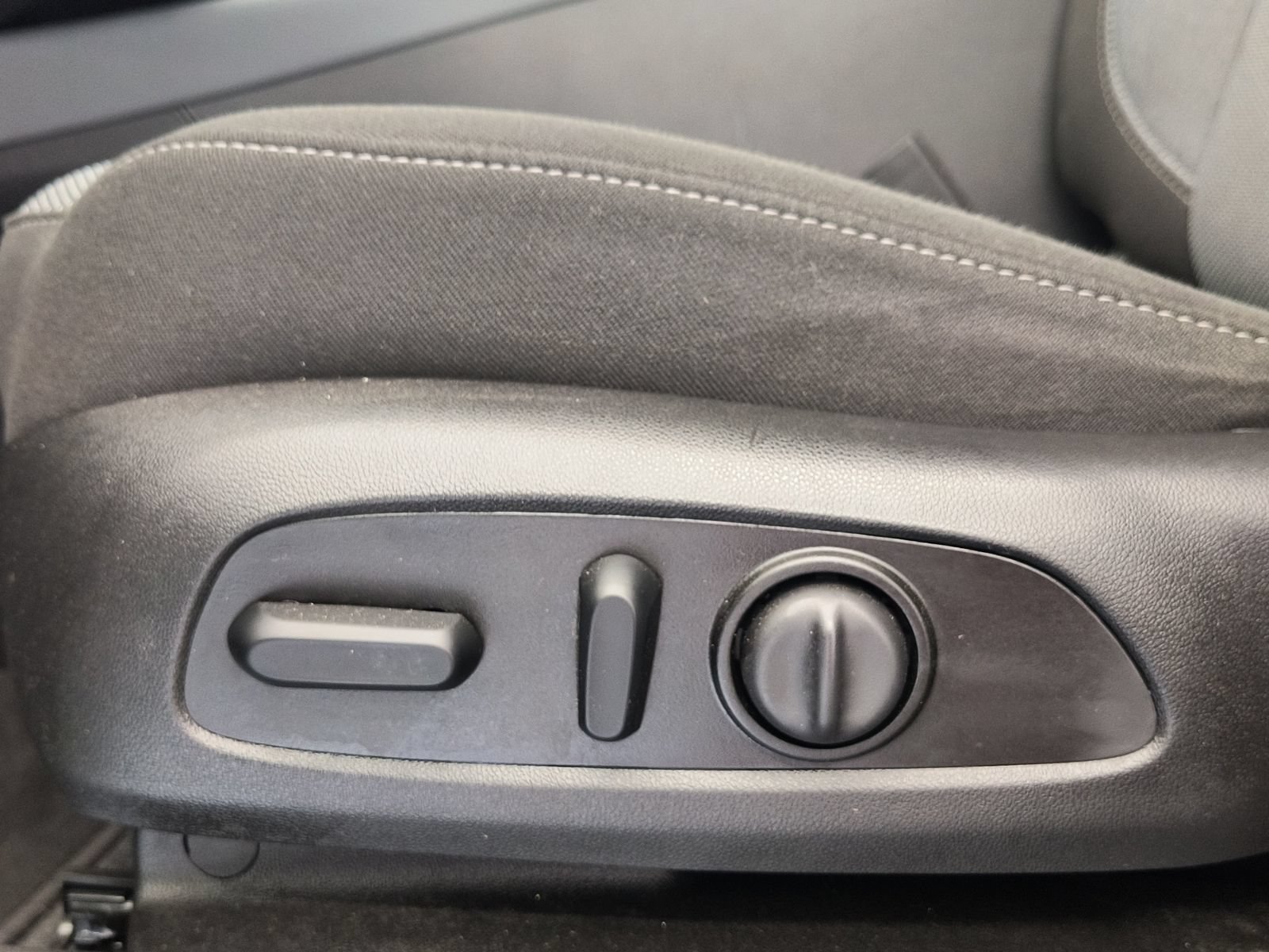 Used 2020 Buick Enclave Preferred FWD image 13