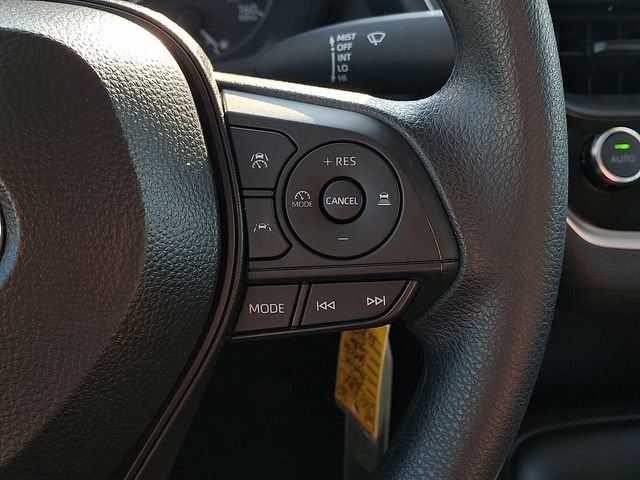Certified 2025 Toyota Corolla LE FWD image 21