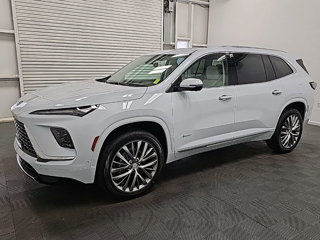 New 2026 Buick Enclave Avenir w/ Super Cruise Package image 4