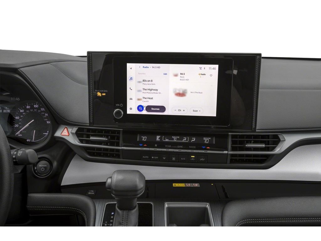 New 2025 Toyota Sienna LE image 7