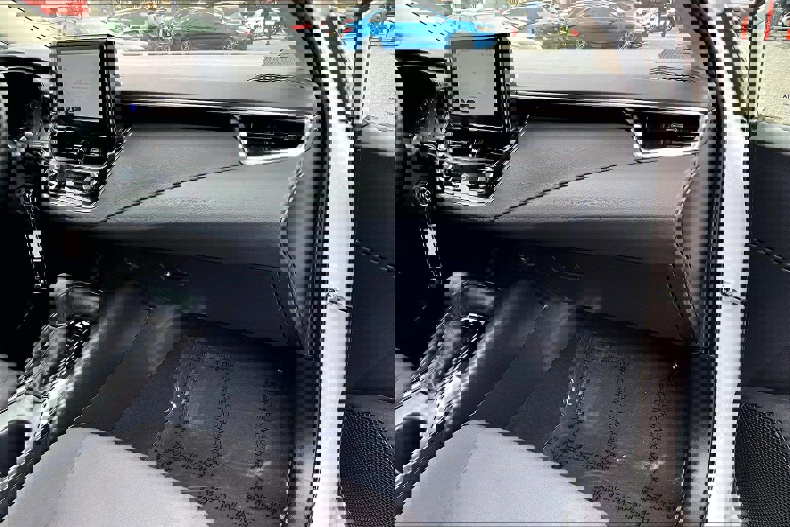 Used 2025 Toyota Corolla LE image 15