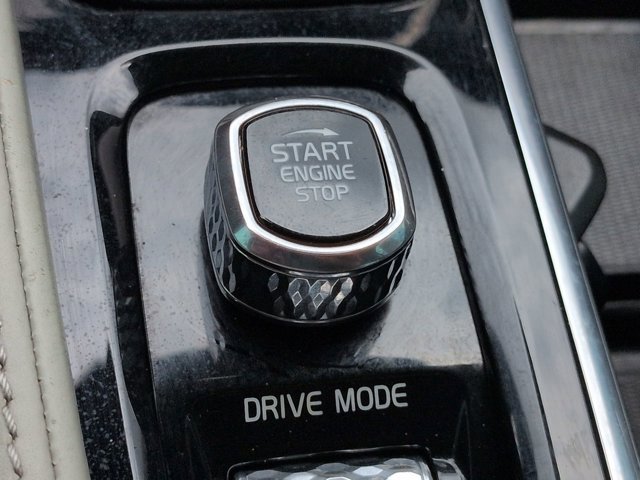 Used 2018 Volvo S90 T6 Inscription w/ Convenience Package AWD/4WD image 28