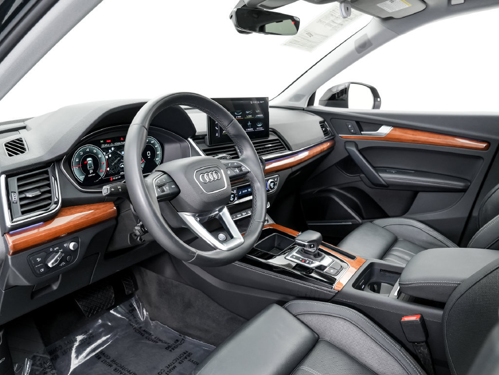 Used 2021 Audi Q5 Prestige w/ Prestige Package AWD/4WD image 4