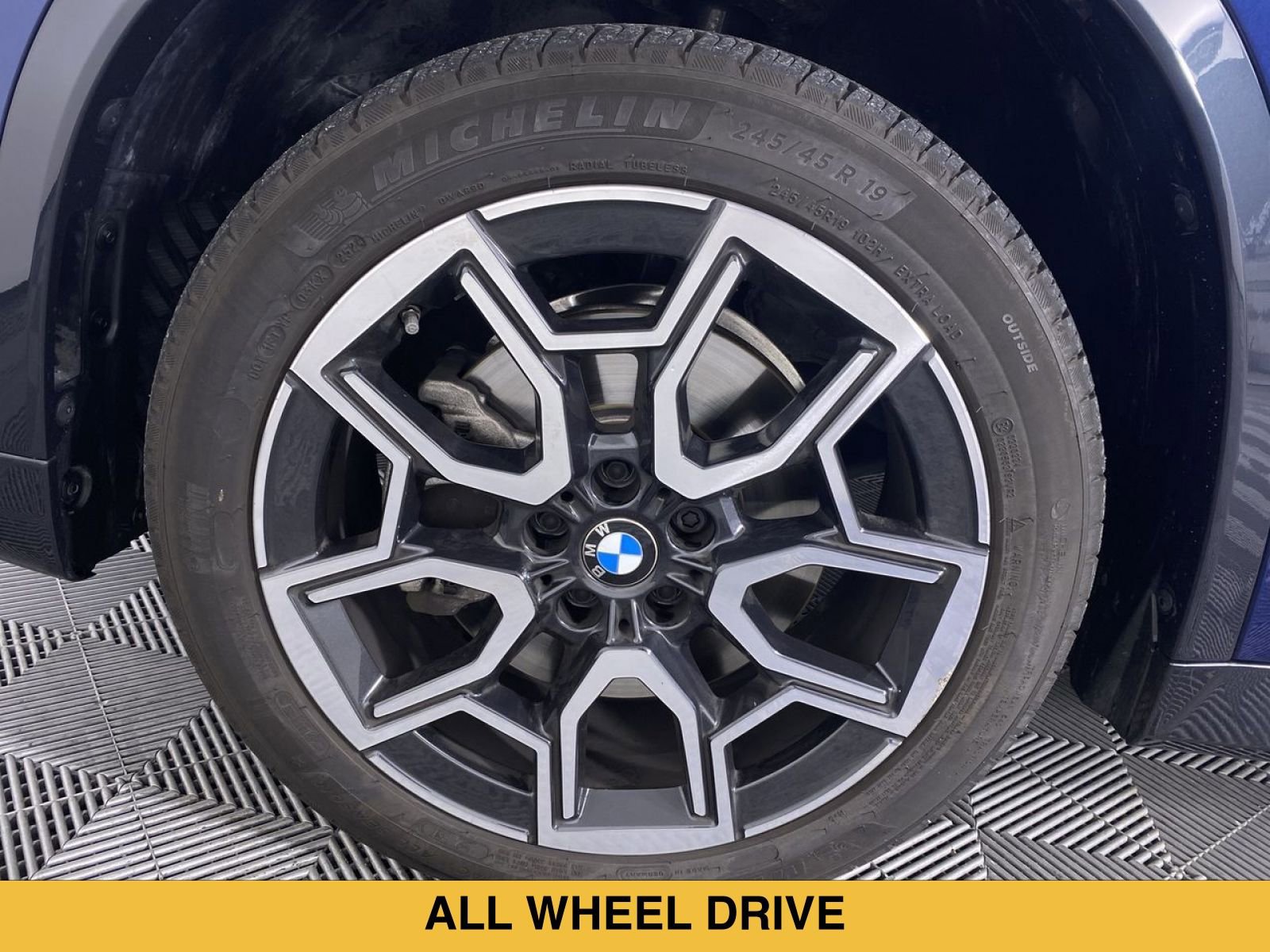 Used 2025 BMW X1 xDrive28i w/ Convenience Package AWD/4WD image 16