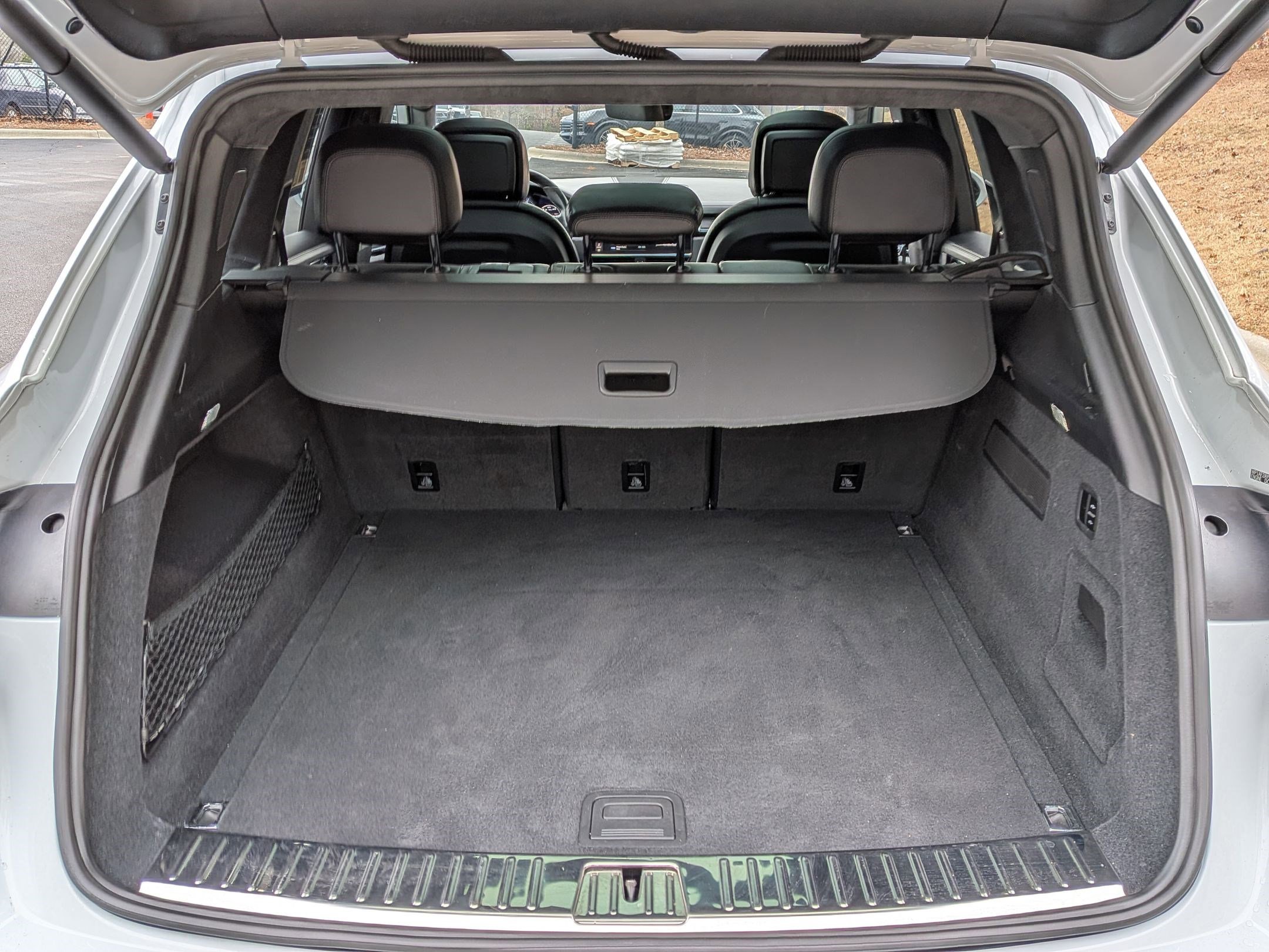 Used 2021 Porsche Cayenne Turbo image 34