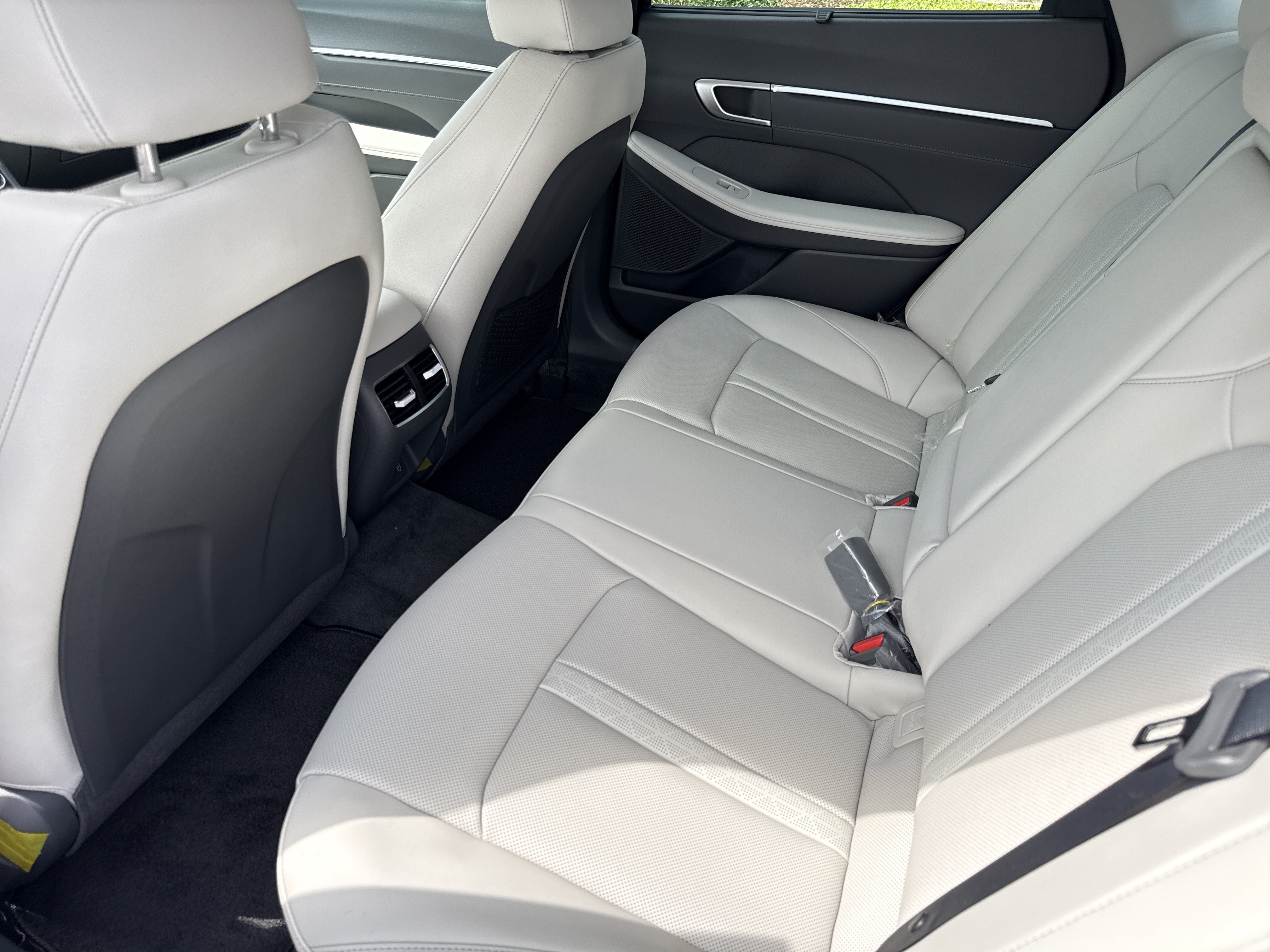 New 2026 Hyundai Sonata Limited FWD image 13