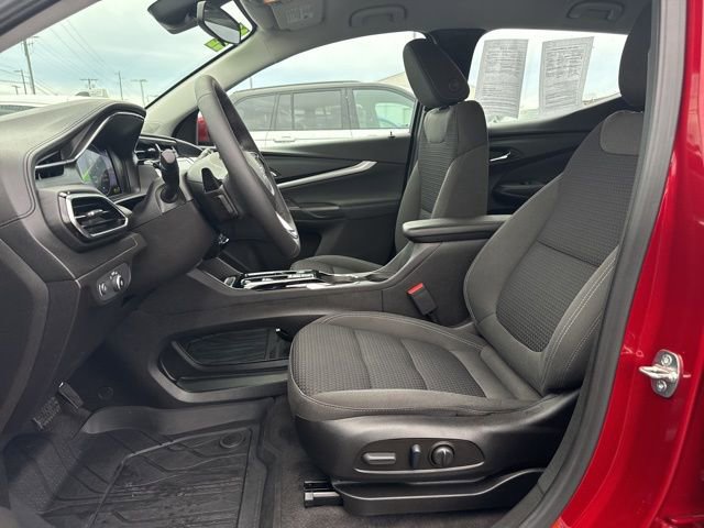 Used 2022 Chevrolet Bolt EUV LT w/ Comfort Package image 19