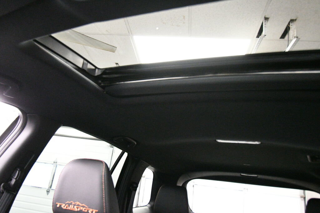 Used 2023 Honda Passport TrailSport image 19