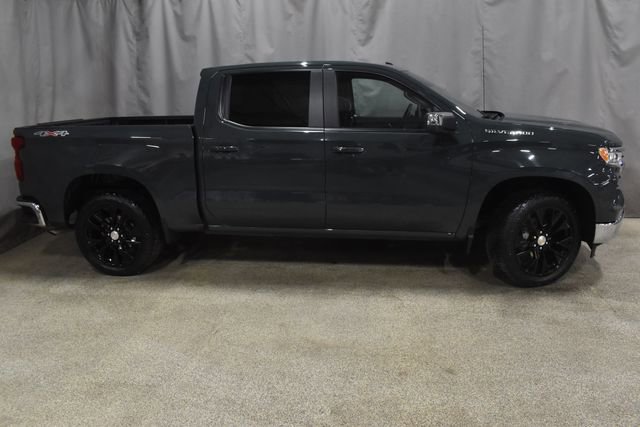 Used 2025 Chevrolet Silverado 1500 LT w/ Work Truck Package image 3