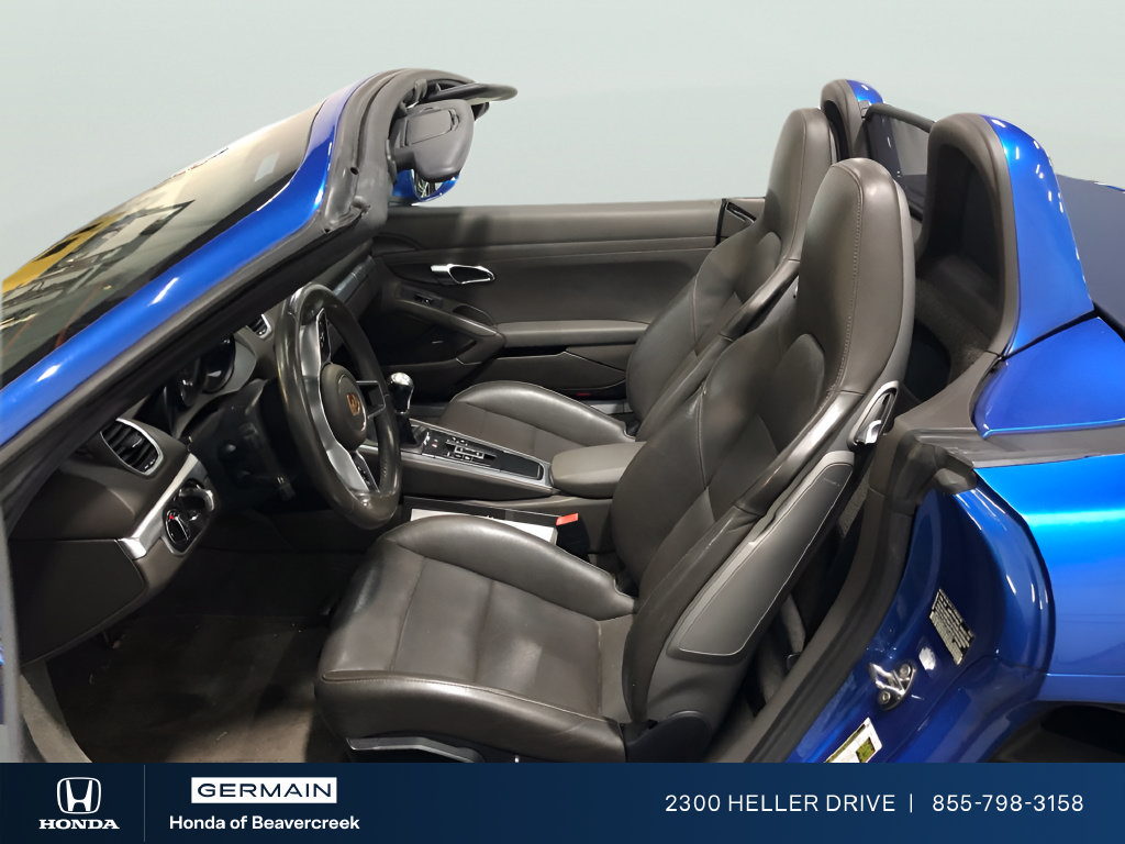 Used 2018 Porsche 718 Boxster RWD image 8