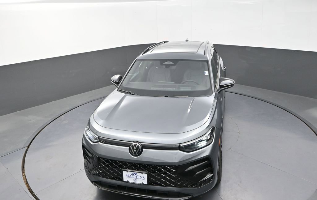 New 2026 Volkswagen Tiguan SE R-Line image 12