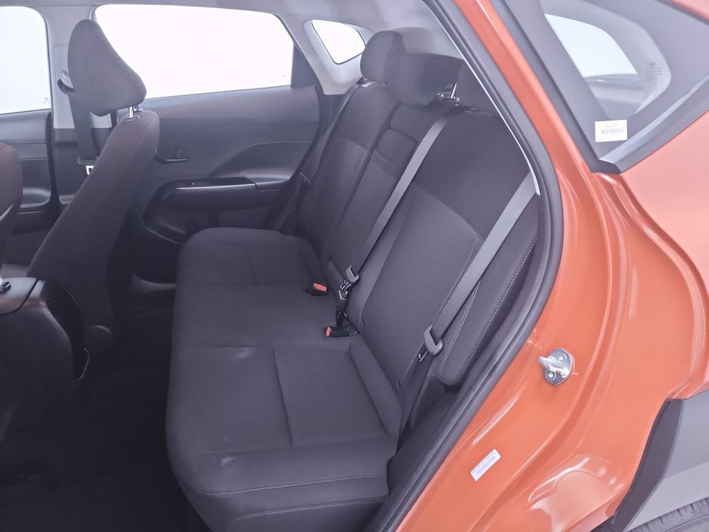 Used 2025 Hyundai Kona SE image 21