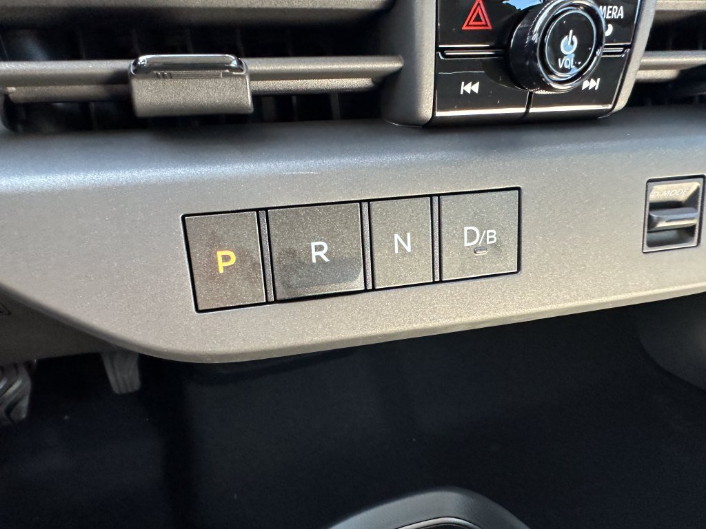 New 2026 Nissan Leaf FWD image 26
